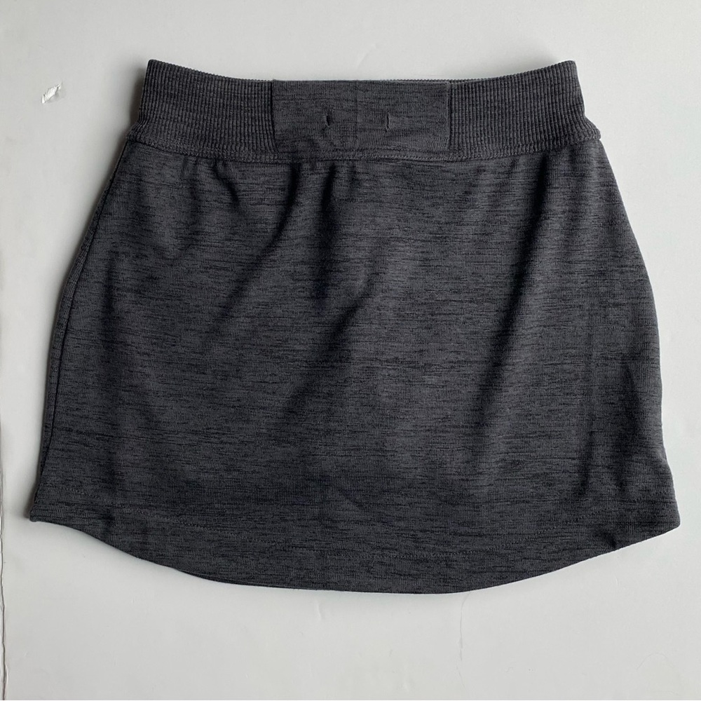 Z By Zobha Skort Size Medium EUC Comfy Shorts Skirt Zip Back Pocket Skirt Women